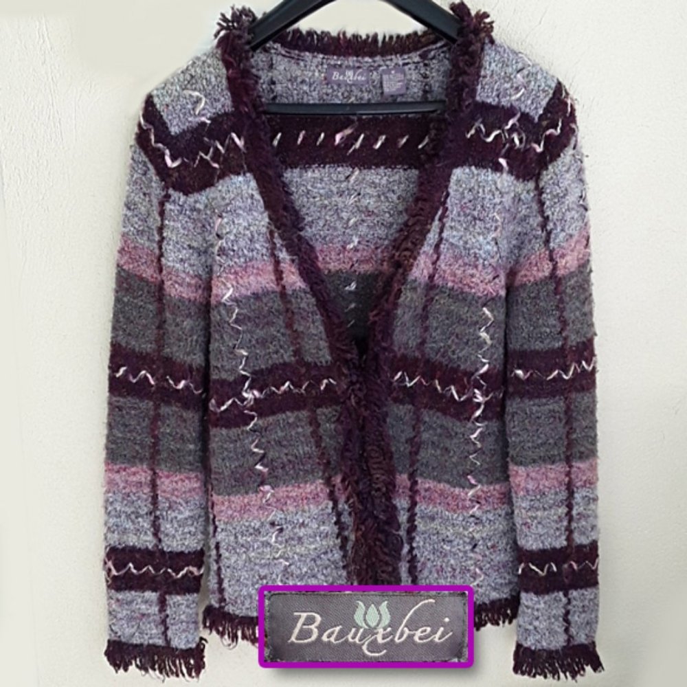 Bauxbei Pretty Textured Sweater Cardigan EUC